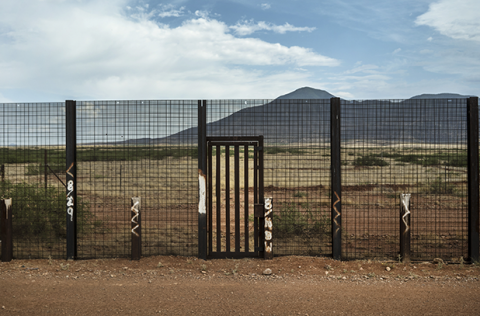Image of a wall along the Mexican-United States border